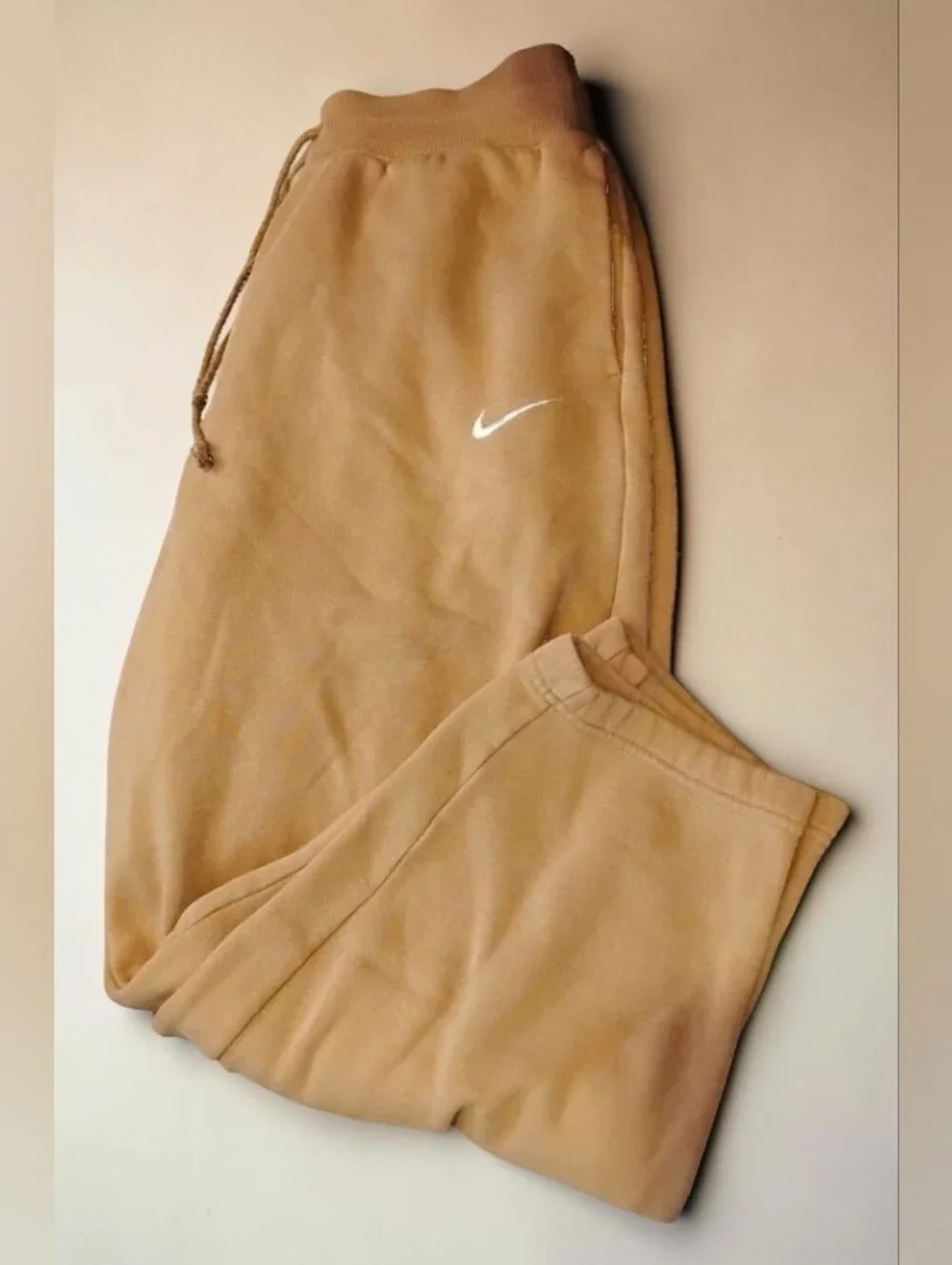 Nike Women's Sportswear Phoenix Fleece High-Waisted  Sweatpants Joggers Medium